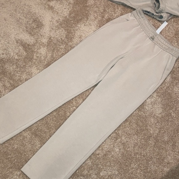 Lululemon softstreme pant - Picture 4 of 6